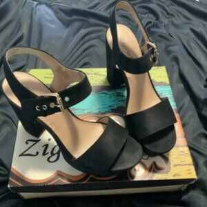 Zigi Soho Gretta Black Suede Platform Heels